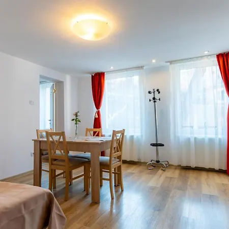The Muse - Kronstadt Central Suites